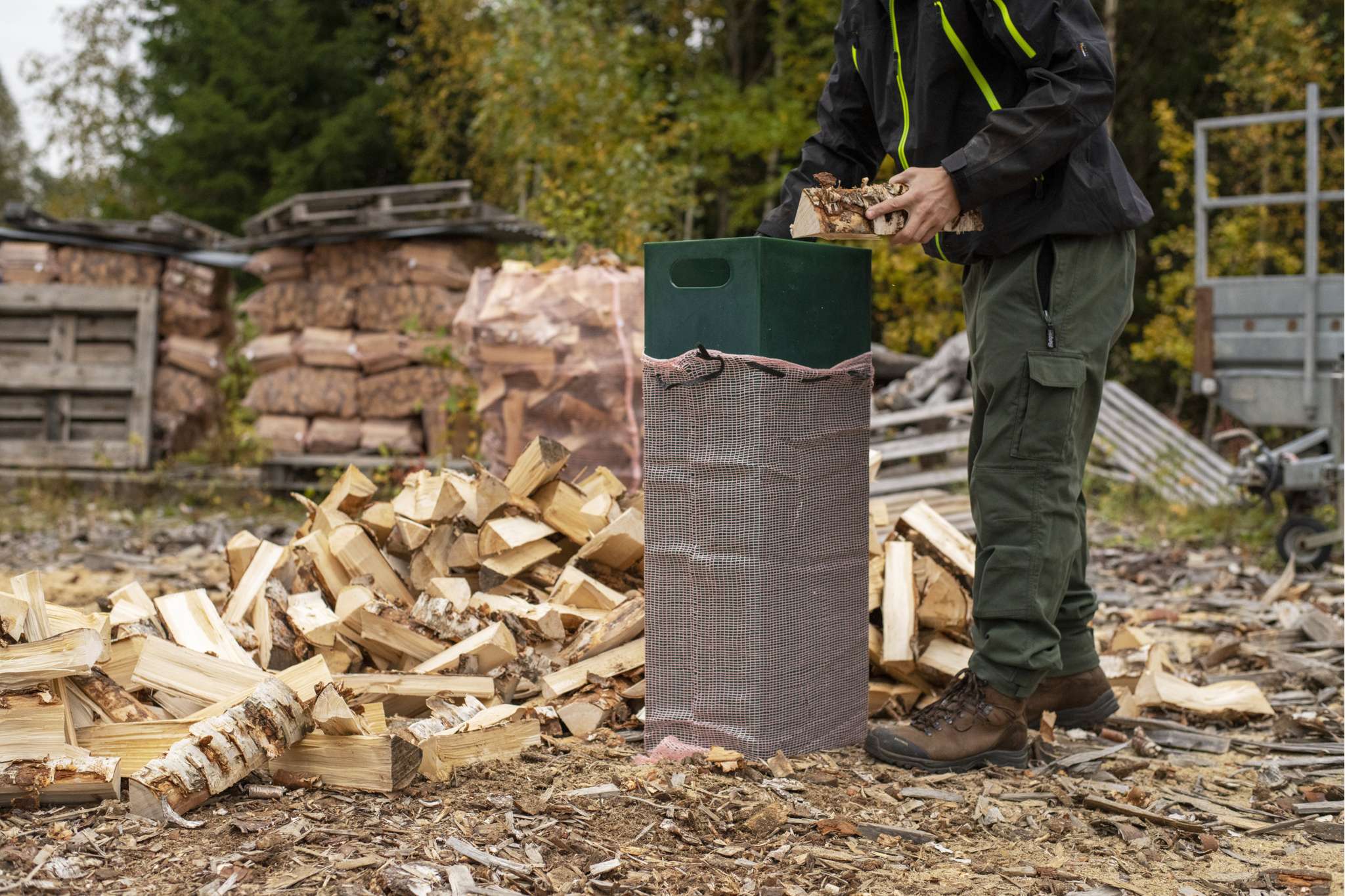 Säkityssuppilo, 60 ja 80L säkeille