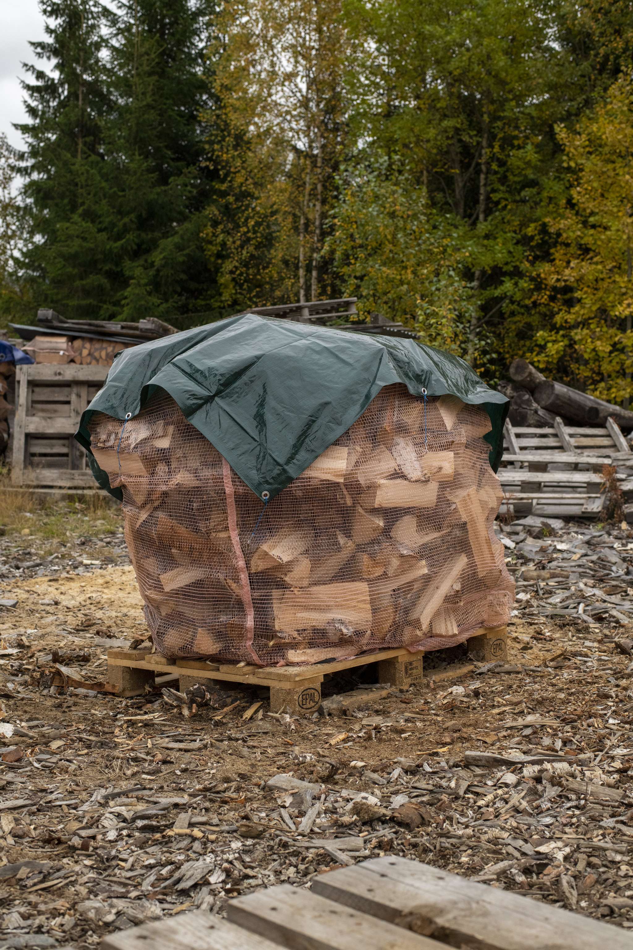 Krokar till pallskydd