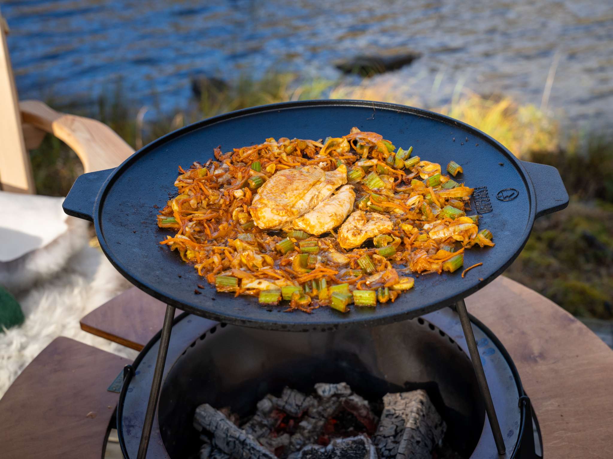 Wokpanna i gjutjärn